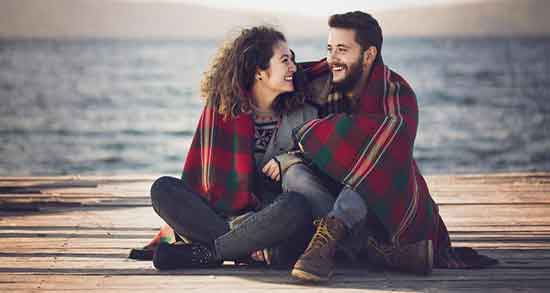 شعر در مورد عشق ؛ واقعی ورزیدن در وصف جمال یار عاشقانه برای عشقم