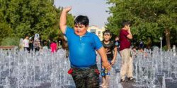 تعبیر خواب آب بازی با مرده و آب پاشیدن به درخت با شلنگ و با فشار