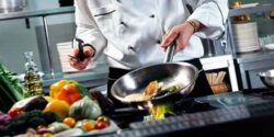 تعبیر خواب غذا پختن مهمان و عروسی ابن سیرین در دیگ بزرگ برای زن باردار