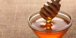 تعبیر خواب عسل فروختن در ظرف حضرت یوسف و موم عسل برای دختر مجرد و زن باردار