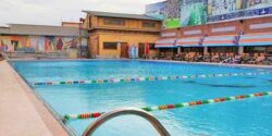 تعبیر خواب مسابقه شنا در استخر کثیف و در آب سبز رنگ با دوستان در دریای بزرگ