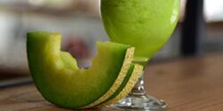 تعبیر خواب خربزه و طالبی و هندوانه دادن به مهمان و حضرت یوسف