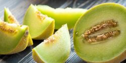 تعبیر خواب خریدن خربزه از امام صادق و حضرت یوسف و خربزه شکسته و جنسیت جنین