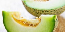 تعبیر خواب تخمه طالبی و خریدن و خوردن طالبی خراب در خواب و برای دختر مجرد