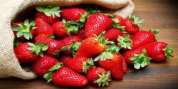 تعبیر خواب توت فرنگی خوردن زن باردار و خوردن توت فرنگی سفید حضرت یوسف و ابن سیرین