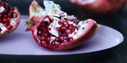 تعبیر خواب خوردن انار قرمز شیرین و سیب قرمز برای دختر مجرد و زن باردار