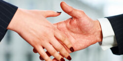 تعبیر خواب دعوا با دشمن و فرزند در عروسی و دیدن دشمن زن و دعوا حضرت یوسف