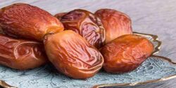خرما چند کالری دارد و یک لیوان شیر خرما چند کالری دارد و وزن هر عدد خرما زاهدی