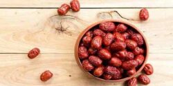 خواص عناب و طریقه مصرف و بهترین زمان مصرف عناب برای غلظت خون و کبد چرب و سرما خوردگی