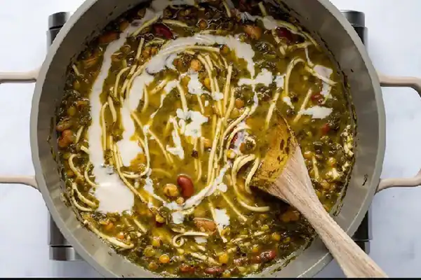 تعبیر خواب آش رشته چیست + آش رشته برای زن متاهل و آش رشته نذری