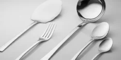 تعبیر خواب دیدن قاشق + خوردن غذا با قاشق و دیدن قاشق شکسته و خرید قاشق