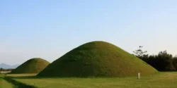 تعبیر خواب تپه خاکی + پایین آمدن از تپه خاکی و کندن تپه خاکی