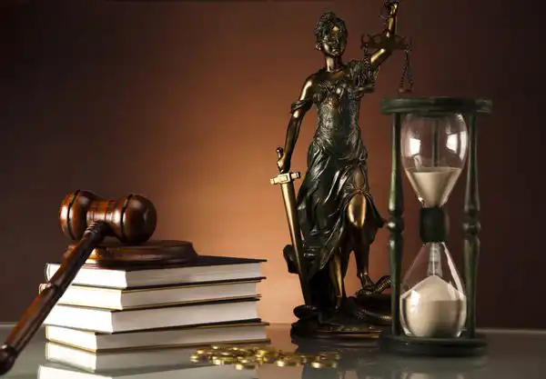 تعبیر خواب دیدن قاضی زن + برای زن متاهل و بادار و دختر مجرد