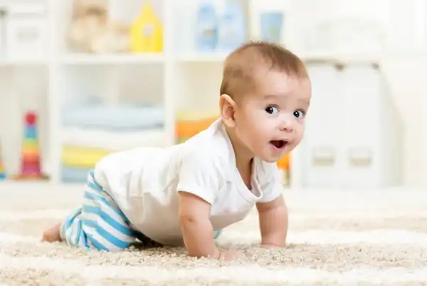 تعبیر خواب با زانو راه رفتن + برای زن متاهل و بادار و دختر مجرد