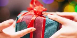 تعبیر خواب کادو گرفتن از معشوق + برای زن متاهل و بادار و دختر مجرد